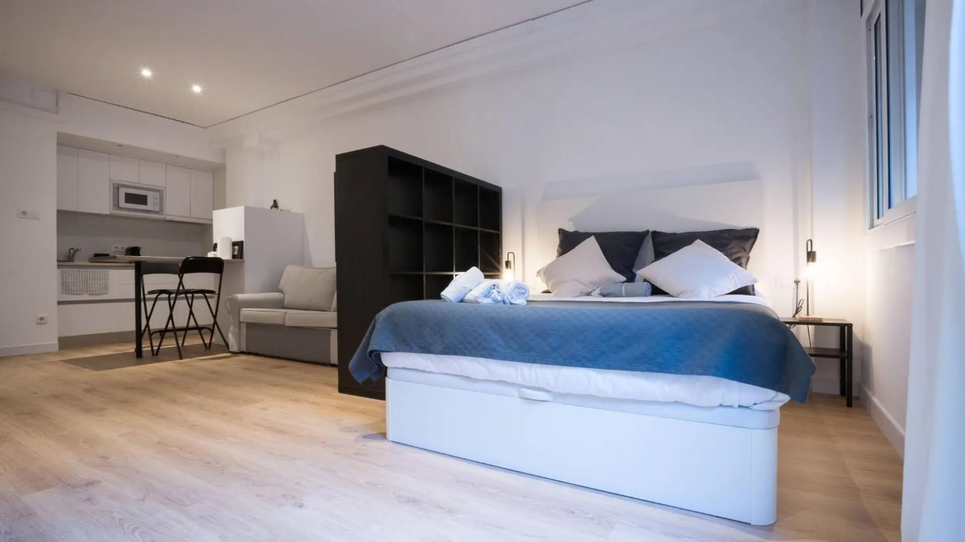 Holiday home Bcn - Loft Parc Guell Villa Barcelona